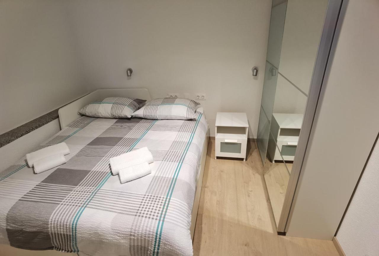Ferienwohnung Apartman Bura Posedarje Exterior foto